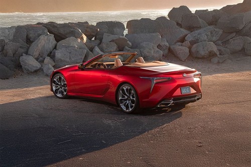 Rear Cross Side View of Lexus LC 500 Convertible
