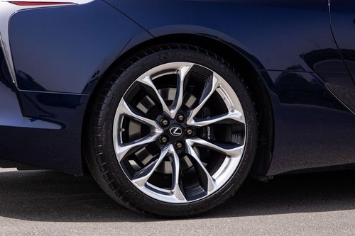 LC 500 Convertible Wheel