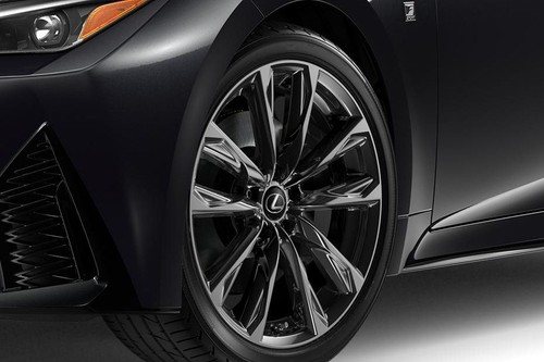 IS 250 2022-2025 Wheel