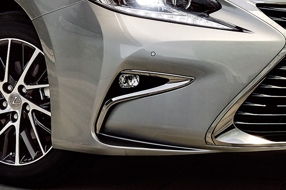 ES (2013-2021) Front Fog Lamp