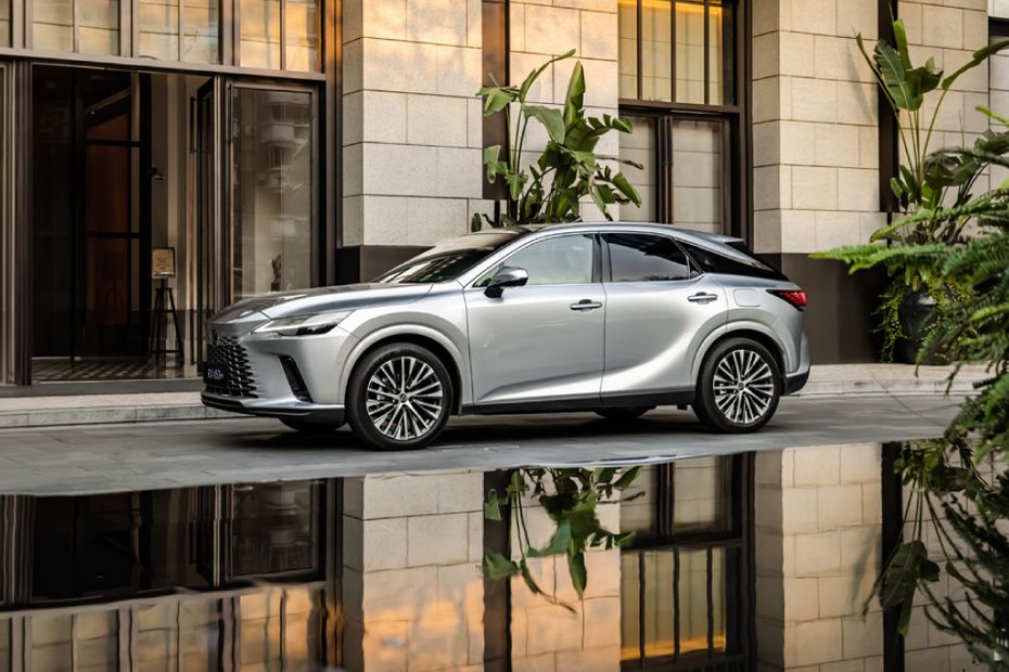 Rear Cross View of Lexus RX Hybrid