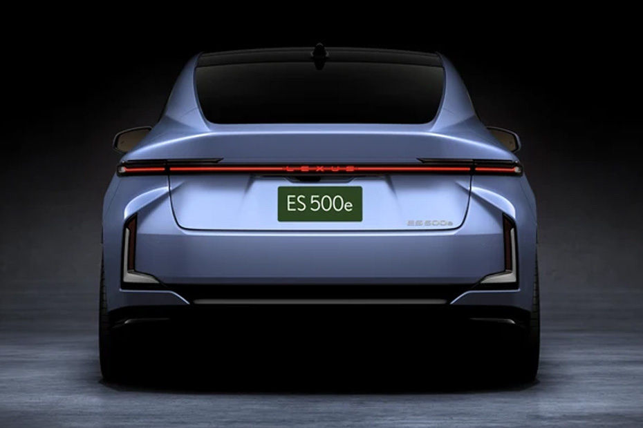 Full Rear View of Lexus ES Hybrid 2026