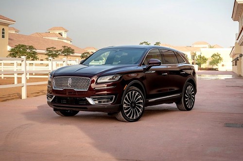 Nautilus (2020-2021) Front angle low view