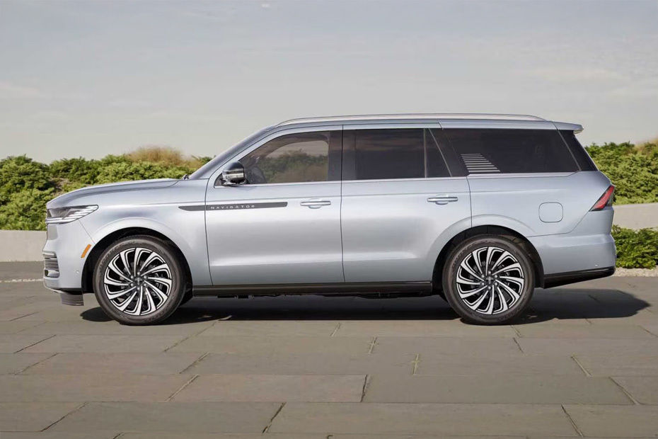Navigator Side view
