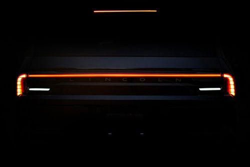 Navigator Tail light