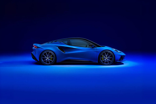 EMIRA Medium Angle Front View