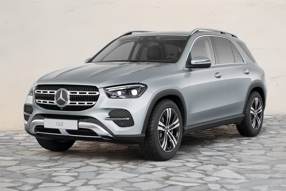 GLE-Class Front angle low view