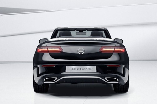 Full Rear View of Mercedes-Benz E-Class Cabriolet