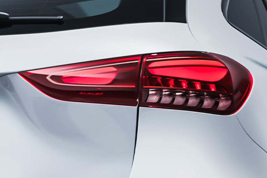 GLA-Class Tail light