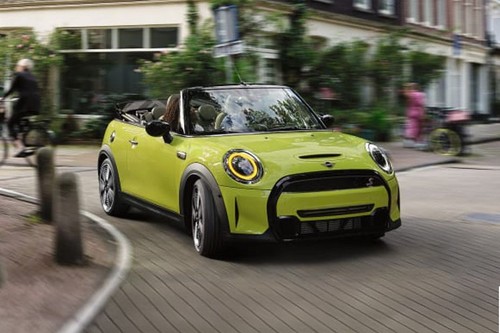 Mini Convertible (2022-2024) Front Medium View