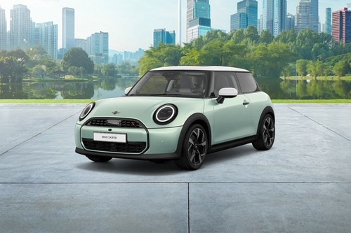 Mini 3 Door Front Cross Side View