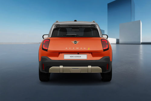 Full Rear View of Mini Aceman