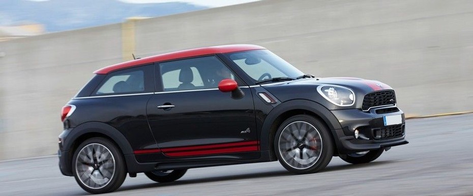 Mini Paceman Drivers Sideview