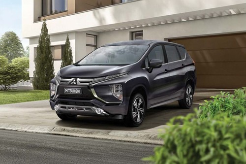 Mitsubishi Xpander (2022-2024) Front Medium View