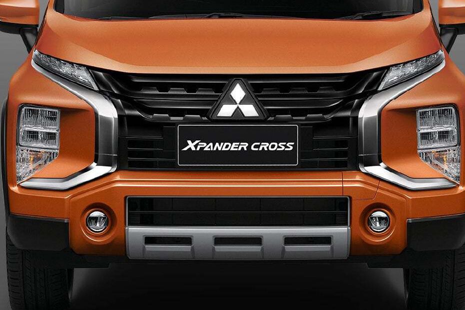 Xpander Cross (2023-2024) Grille View