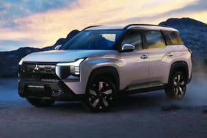 Mitsubishi Destinator