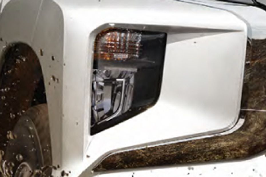 L200 (2022-2024) Front Fog Lamp