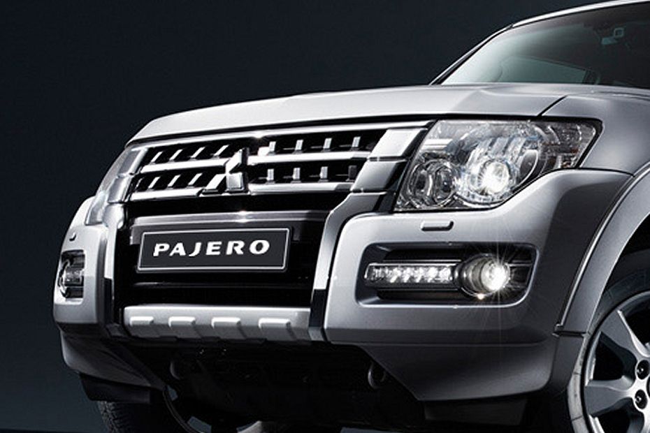 Pajero Grille View