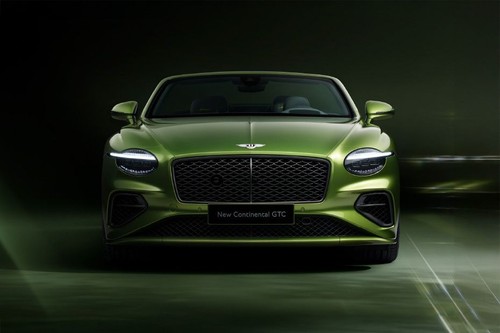 Full Front View of Continental GTC