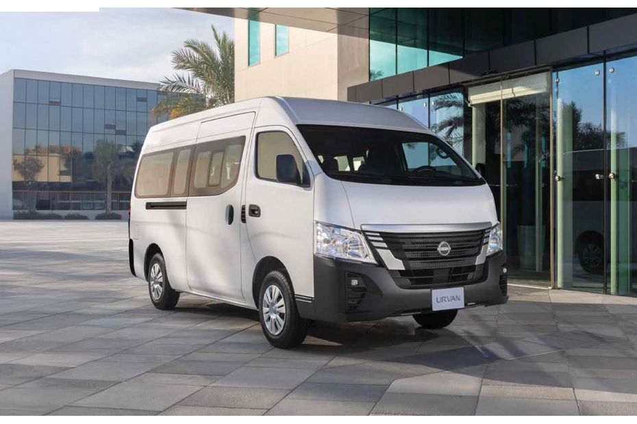 Nissan Urvan Front Medium View
