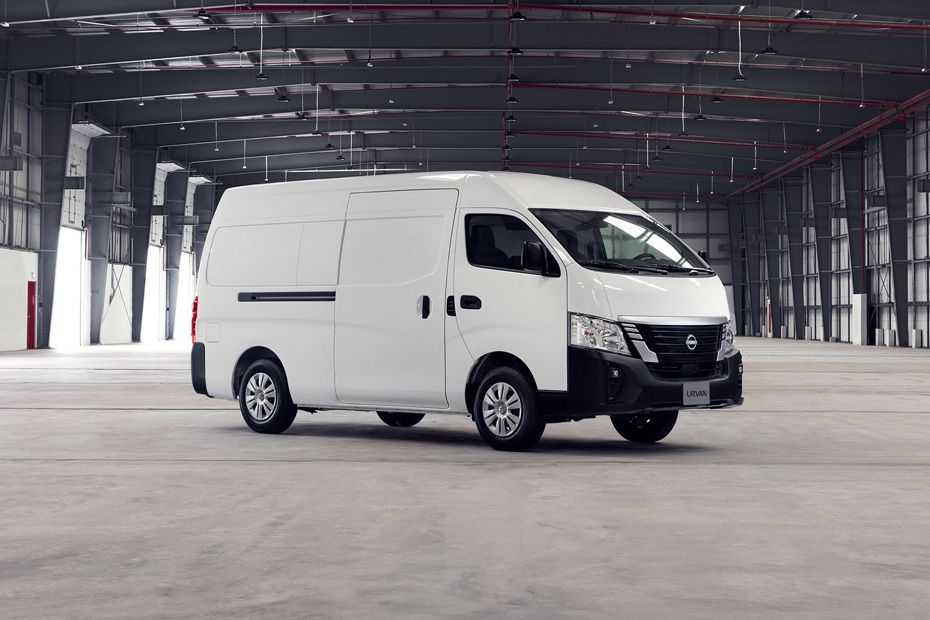 Nissan Urvan Front Side View