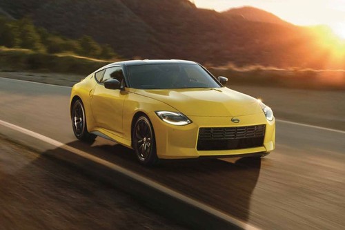 Nissan Z Front Medium View
