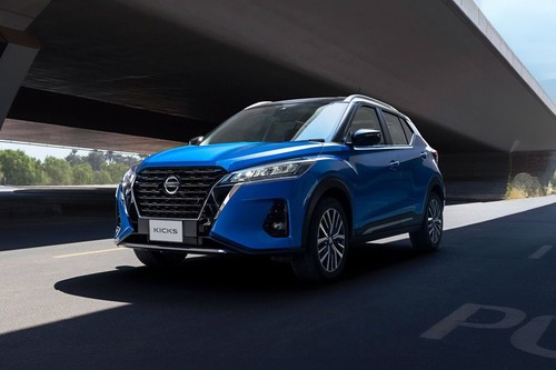 Nissan Kicks (2023-2024) Front Medium View