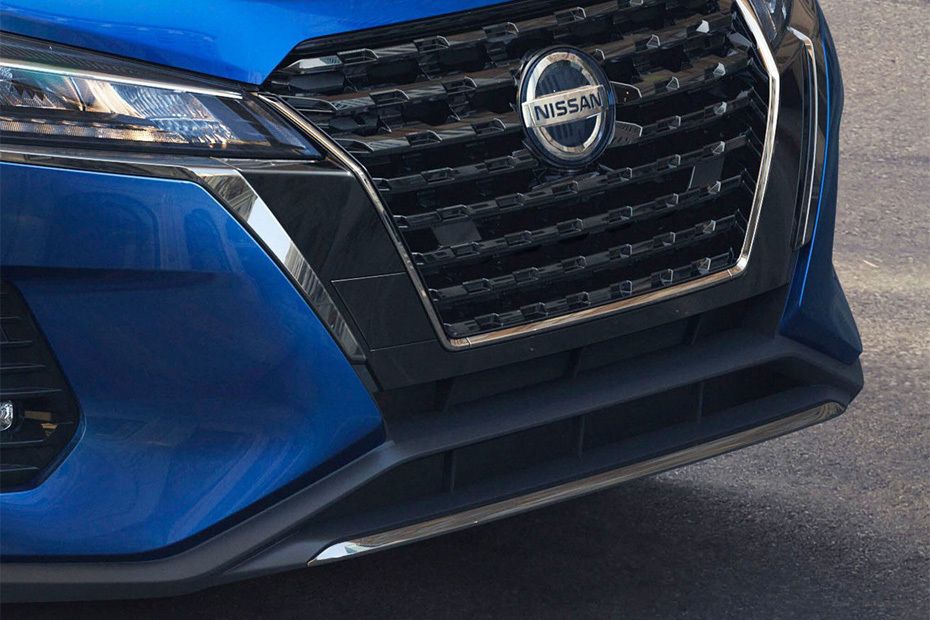 Kicks (2023-2024) Grille View