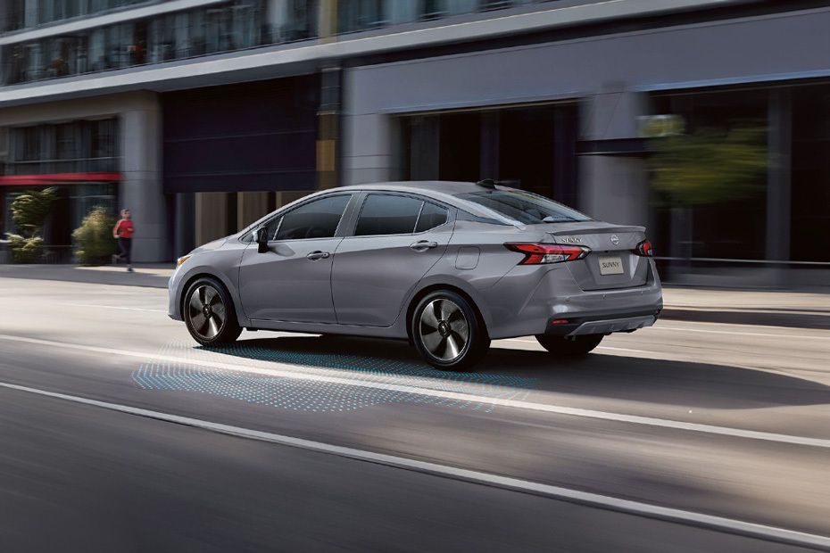 Rear Medium View of Nissan Sunny