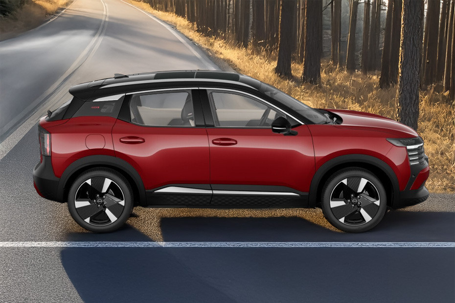 Kicks Medium Angle Front View