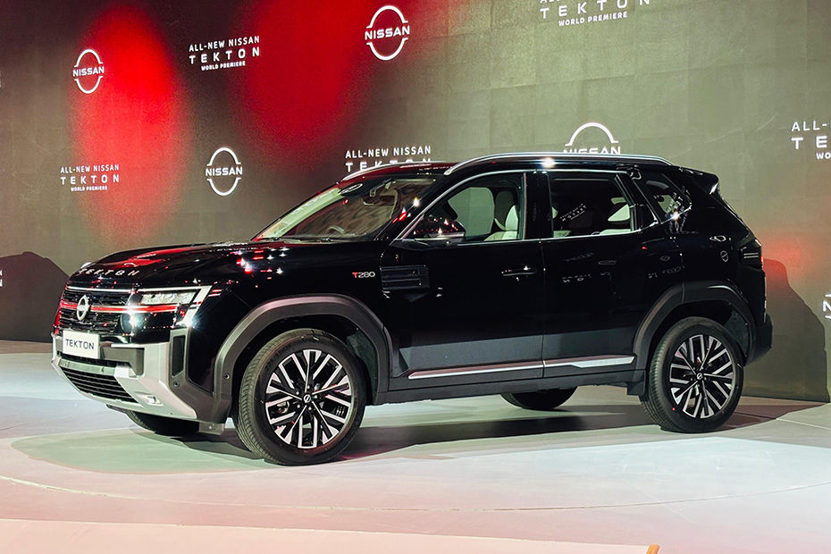 Nissan Tekton Front Side View