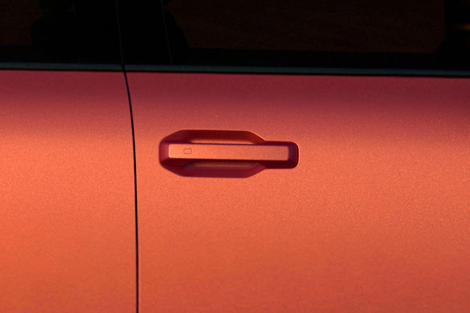 Terrano PHEV  Door handle
