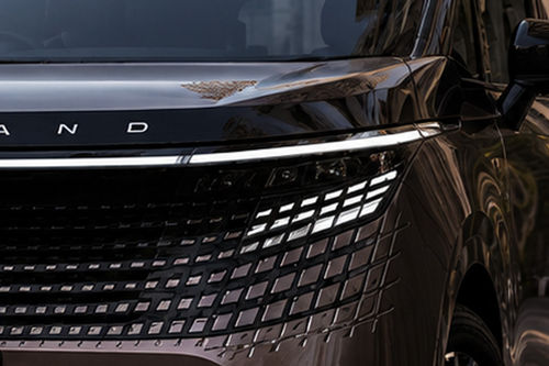 Elgrand Headlight
