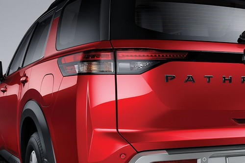 Pathfinder Tail light