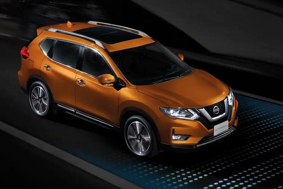Nissan X-Trail (2022-2023) Front Medium View