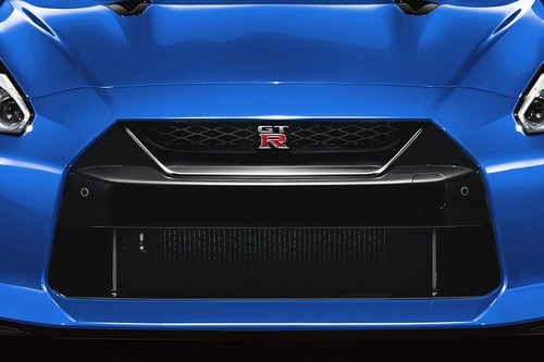 GT-R Grille View