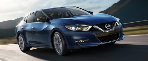 Nissan Maxima (2016-2018) Side Medium View