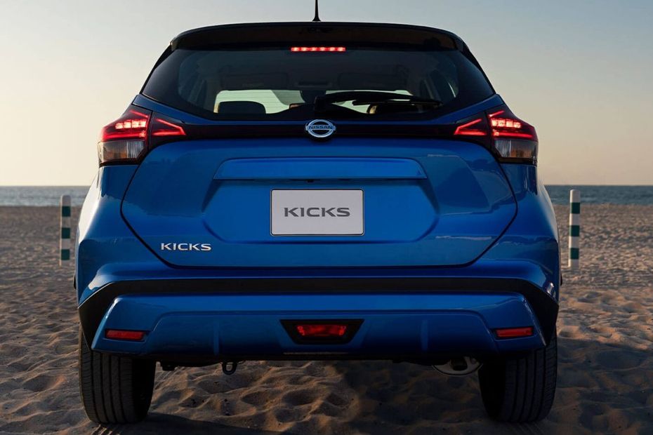 Full Rear View of Nissan Kicks (2020-2023)
