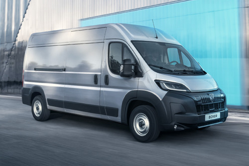 Peugeot Boxer Front Cross Side View