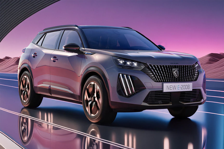 Peugeot 2008 Front Medium View