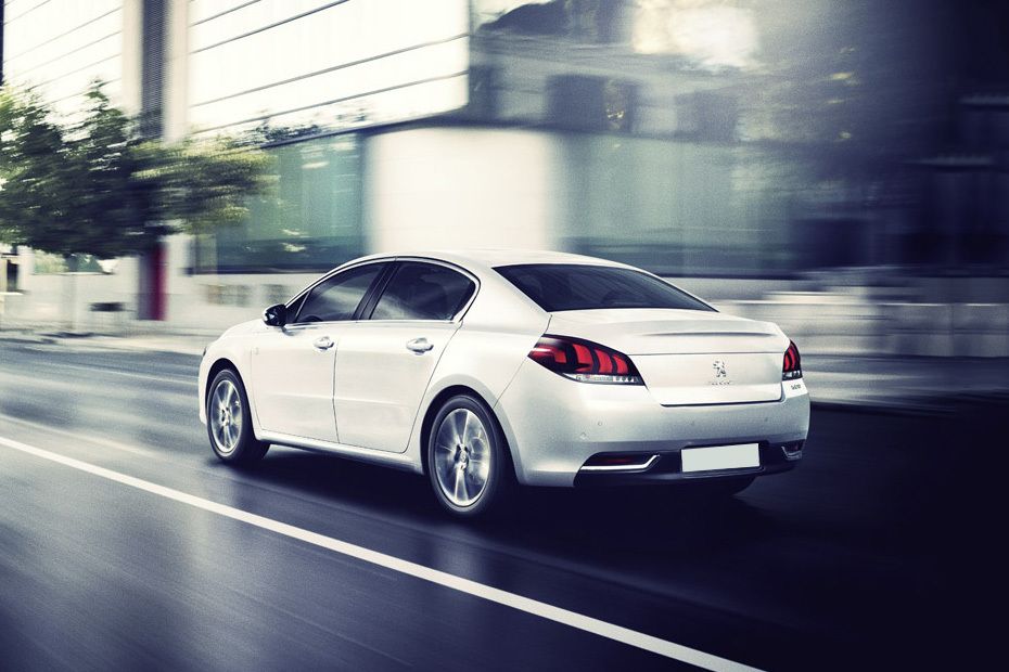 Rear Cross Side View of Peugeot 508 (2012-2022)