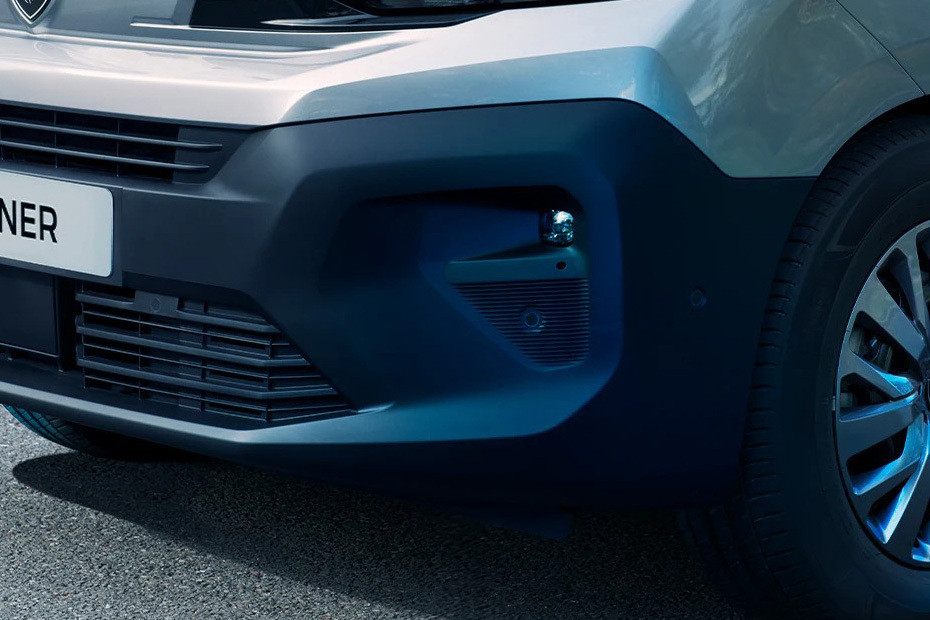 Partner Front Fog Lamp