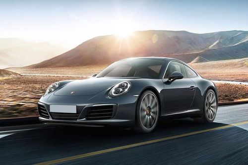 911 (2022-2023) Front angle low view