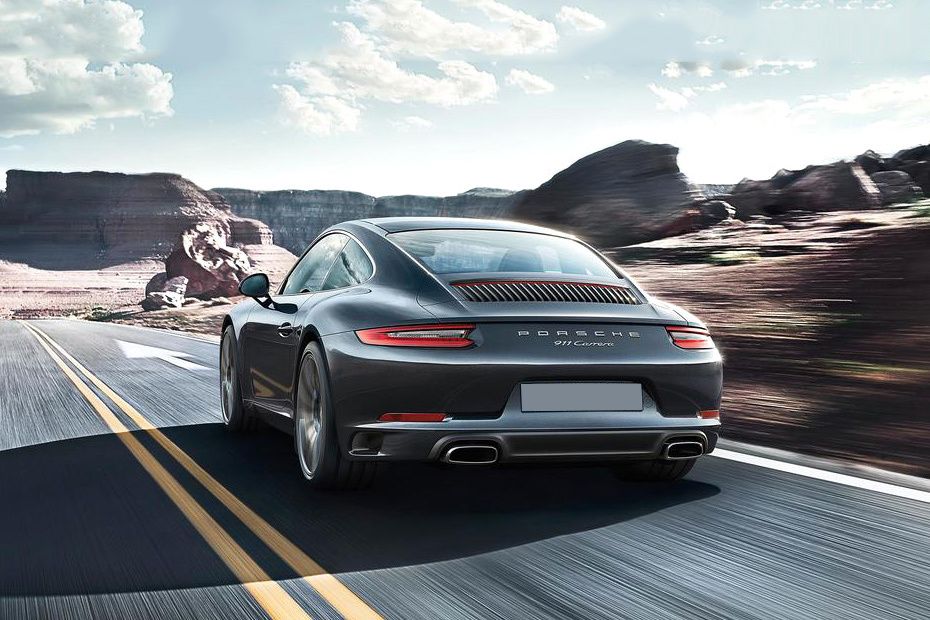 Rear Medium View of Porsche 911 (2022-2023)