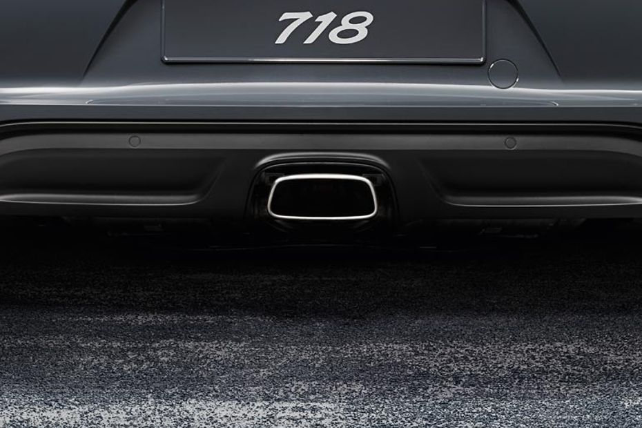 Exhaust Pipe of Porsche 718