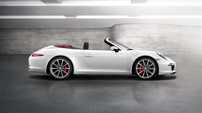 911 Carrera S Cabriolet Side view