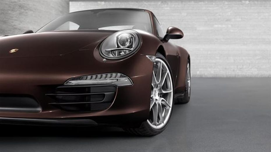 911 Carrera 4 Headlight