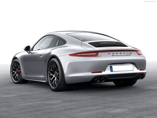 911 Carrera 4 GTS Side view