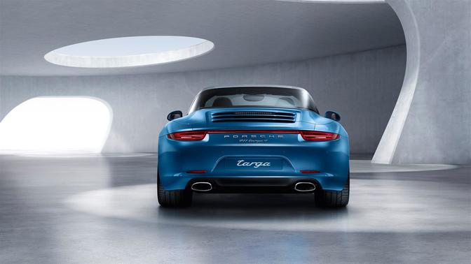 Full Rear View of Porsche 911 Targa 4