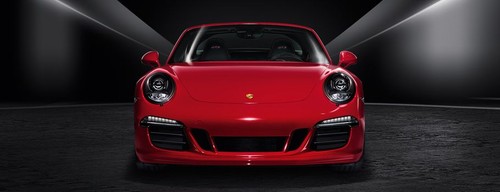 Full Front View of 911 Targa 4 GTS